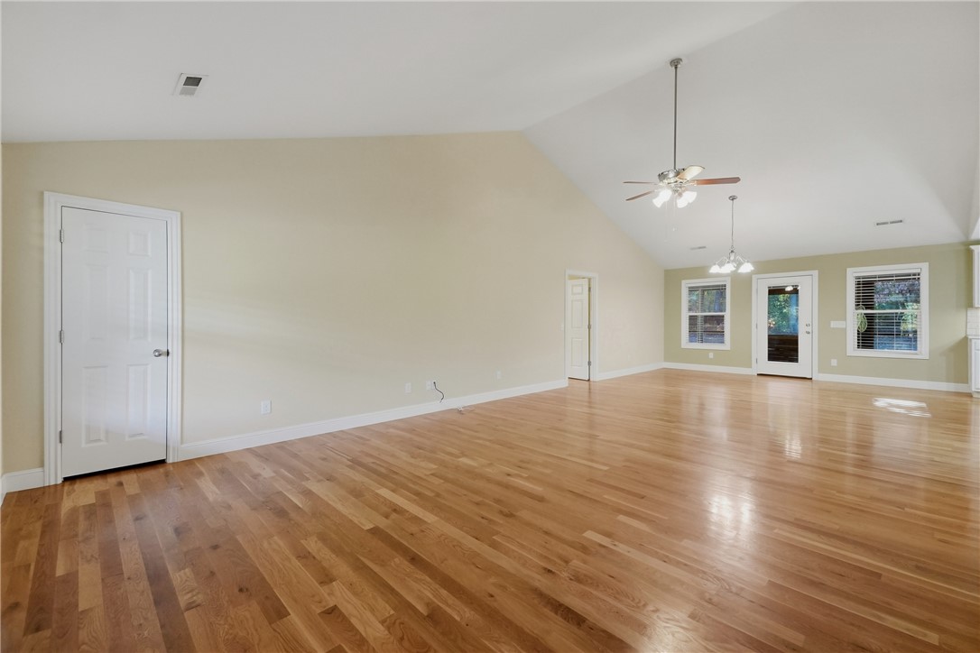 18239 Highway 102 Decatur, AR 72722 - Photo 12 of 36 Gallery Image 12