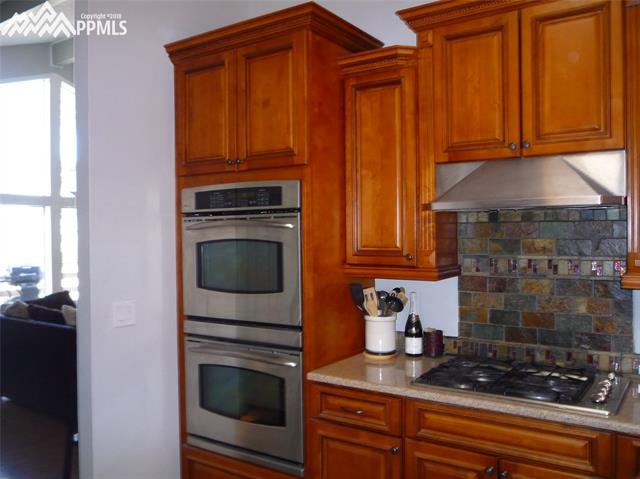 4615 Sandstone Road Monument, CO 80132 - Photo 5 of 28 Gallery Image 5