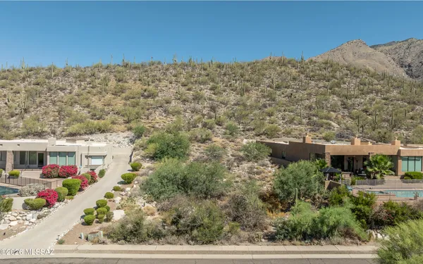$400,000 | 6513 North Calle De La Lluvia, Unit 9, Tucson, AZ 85750