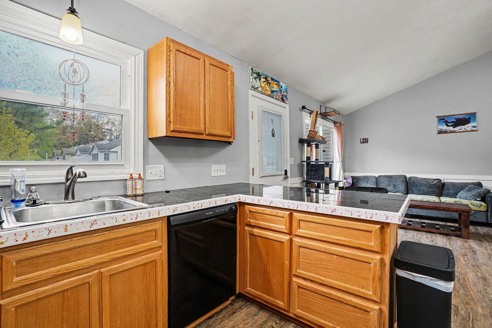 18210 Mohawk Drive, Unit 2 Spring Lake, MI 49456 - Photo 11 of 23 011_file_5774