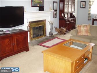 75 Malin Road Malvern, PA 19355 - Photo 2 of 10 Living Room