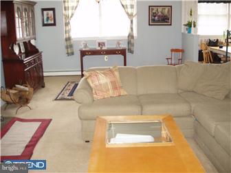 75 Malin Road Malvern, PA 19355 - Photo 3 of 10 Living Room