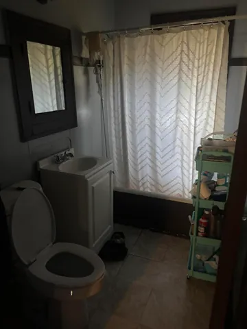 $95,000 | 2333 West Finn Place, Milwaukee, WI 53206