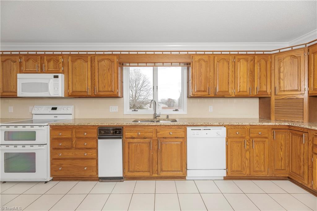 555 Barnes Road Winston-Salem, NC 27107 - Photo 11 of 48 Gallery Image 11