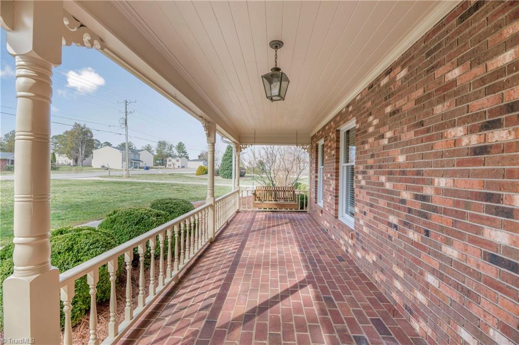 555 Barnes Road Winston-Salem, NC 27107 - Photo 5 of 48 Gallery Image 5