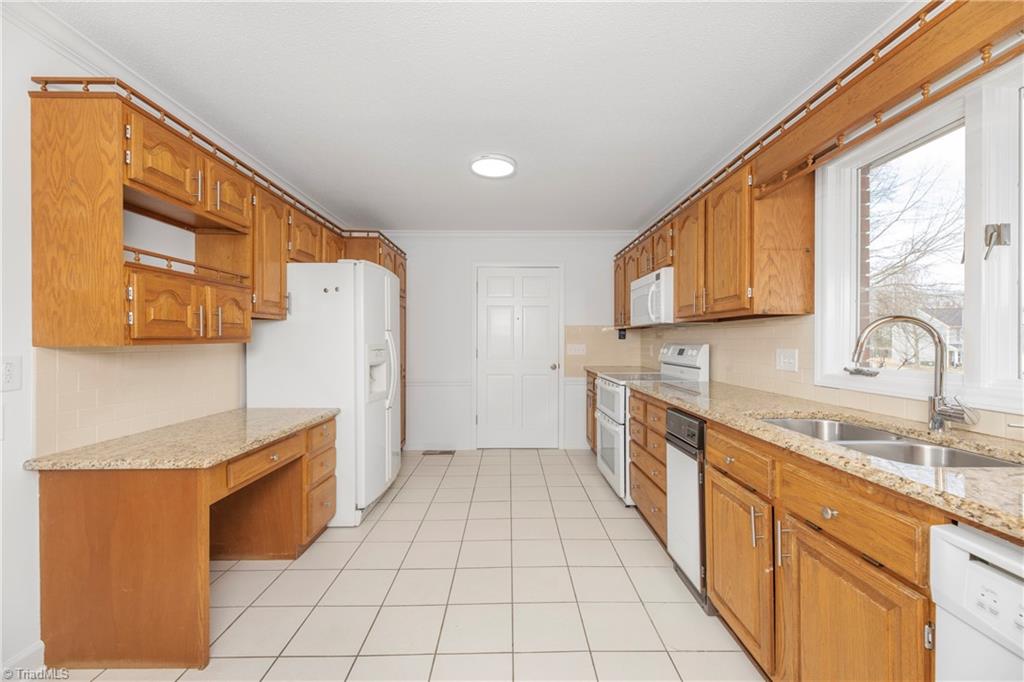 555 Barnes Road Winston-Salem, NC 27107 - Photo 10 of 48 Gallery Image 10