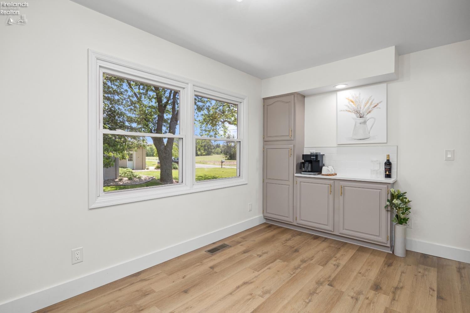 324 Magnolia Road Huron, OH 44839 - Photo 9 of 40 Gallery Image 9