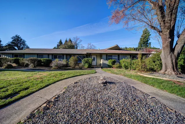 $589,000 | 920 Hallmark Drive, Redding, CA 96001