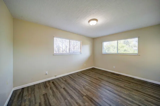 $589,000 | 920 Hallmark Drive, Redding, CA 96001