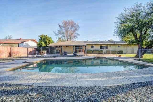 $589,000 | 920 Hallmark Drive, Redding, CA 96001