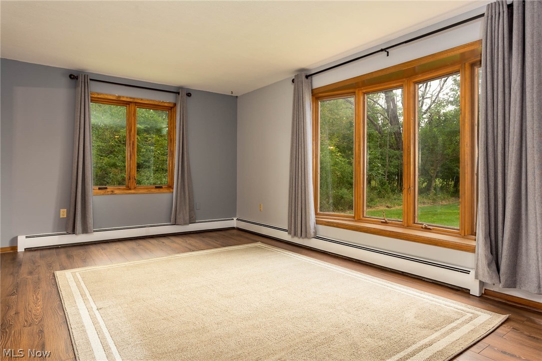 5248 Case Road North Ridgeville, OH 44039 - Photo 4 of 29 Living room with Pella windows