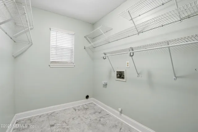 a view of a window in an empty room