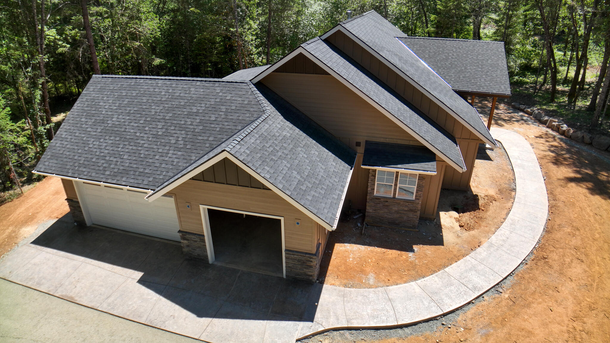 283 Key Way Grants Pass, OR 97527 - Photo 7 of 56 DJI_0137