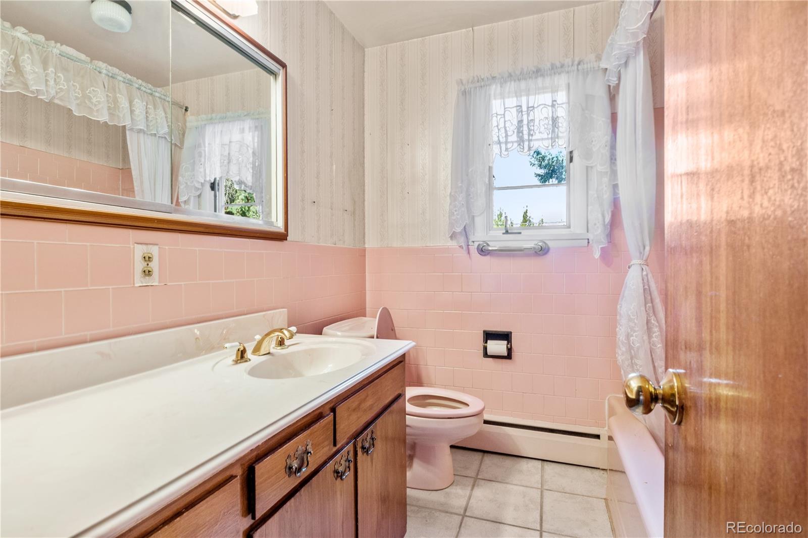 3575 Owens Street Wheat Ridge, CO 80033 - Photo 18 of 22 Gallery Image 18