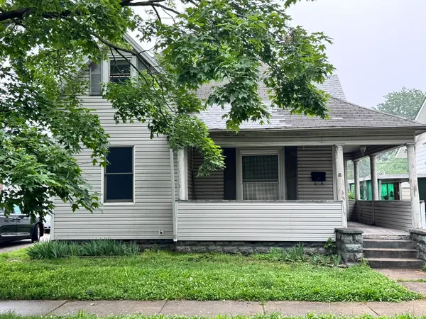 $49,900 | 620 East Noleman Street, Centralia, IL 62801