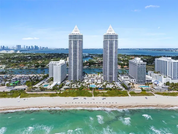 $4,950 | Blue & Green Diamond Condominiums, Miami Beach, FL 33140