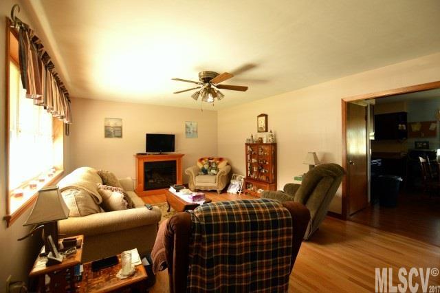 1696 Union Grove Road Lenoir, NC 28645 - Photo 2 of 21 Gallery Image 2