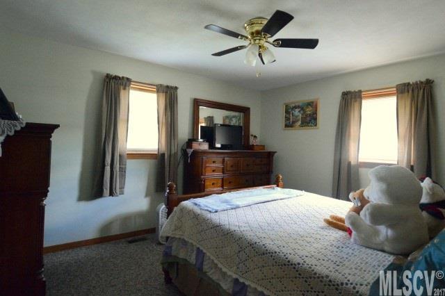 1696 Union Grove Road Lenoir, NC 28645 - Photo 4 of 21 Gallery Image 4