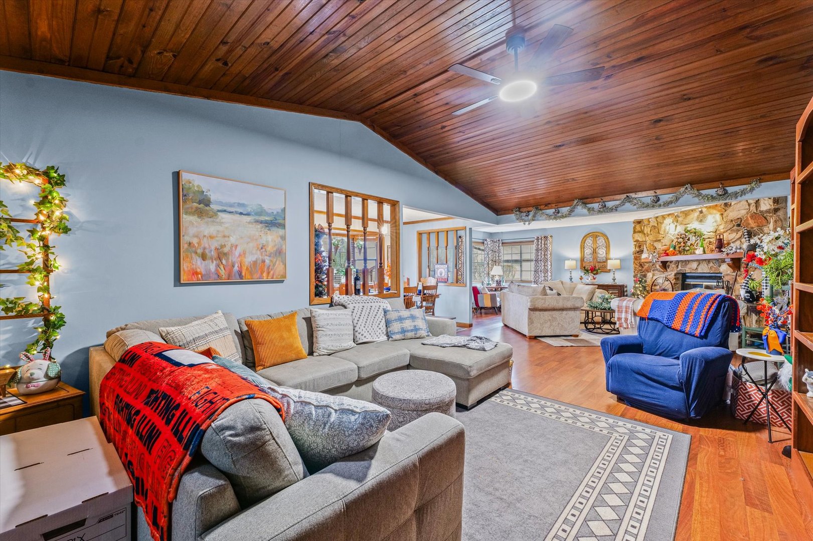 1813 Willow View Road Urbana, IL 61802 - Photo 4 of 29 Gallery Image 4