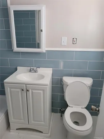 $2,800 | Undisclosed Address, Hicksville, NY 11801