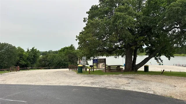 $619,000 | 118 Shasta Drive, Hickory Creek, TX 75065