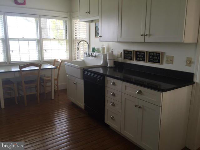 4920 Gregory Road Cambridge, MD 21613 - Photo 17 of 23 Kitchen