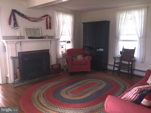 4920 Gregory Road Cambridge, MD 21613 - Photo 19 of 23 Living Room