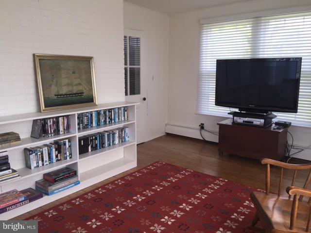 4920 Gregory Road Cambridge, MD 21613 - Photo 21 of 23 Family Room