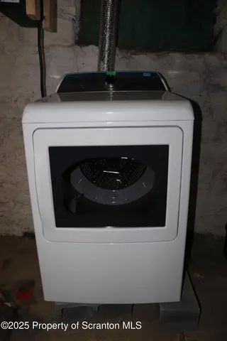 $975 | 105 Sambourne Street, Unit 3, Wilkes Barre, PA 18701