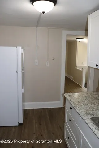 $975 | 105 Sambourne Street, Unit 3, Wilkes Barre, PA 18701