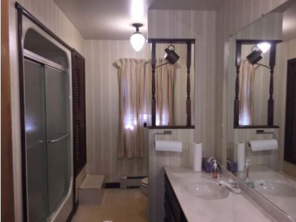 466 Hanover Street Manchester, NH 03104 - Photo 3 of 25 Gallery Image 3