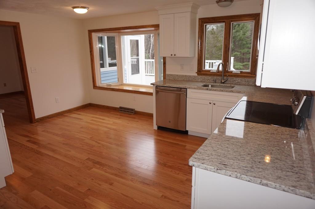 68 R Stony Brook Road Westford, MA 01886 - Photo 11 of 42 Gallery Image 11