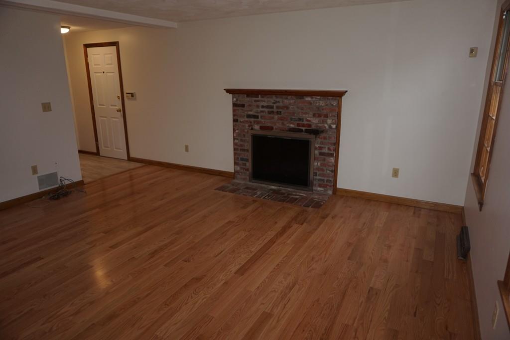 68 R Stony Brook Road Westford, MA 01886 - Photo 16 of 42 Gallery Image 16