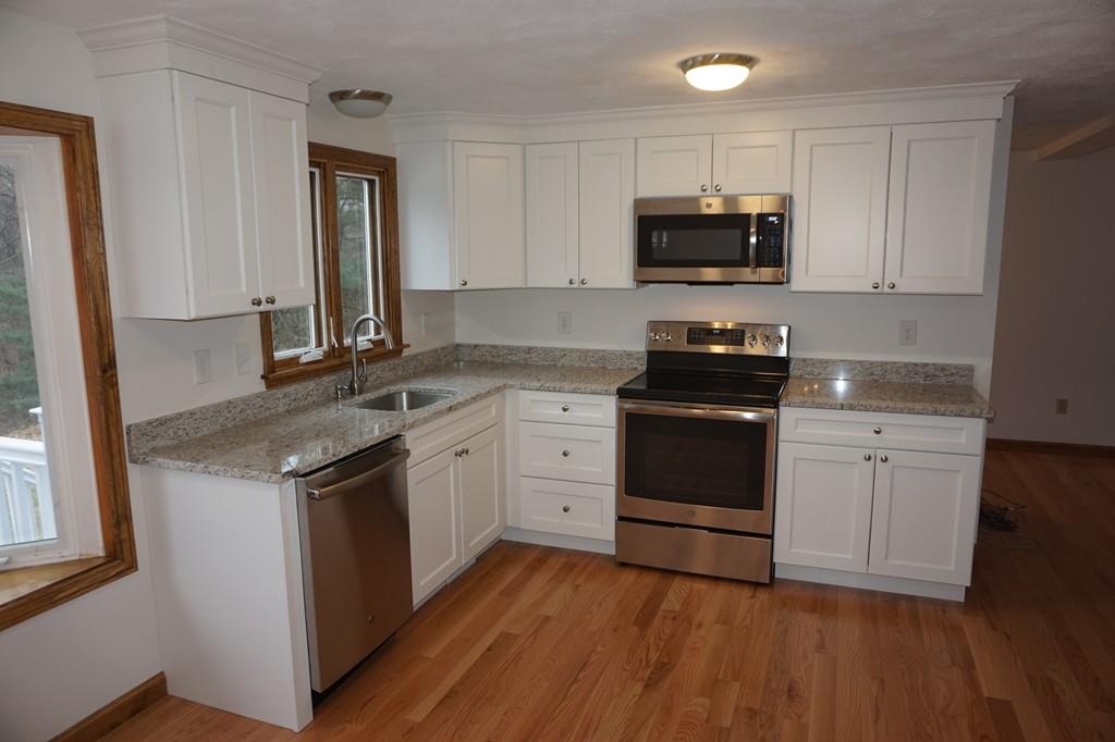 68 R Stony Brook Road Westford, MA 01886 - Photo 9 of 42 Gallery Image 9
