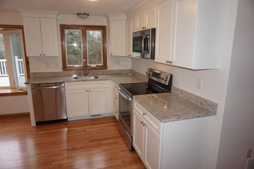 68 R Stony Brook Road Westford, MA 01886 - Photo 10 of 42 Gallery Image 10