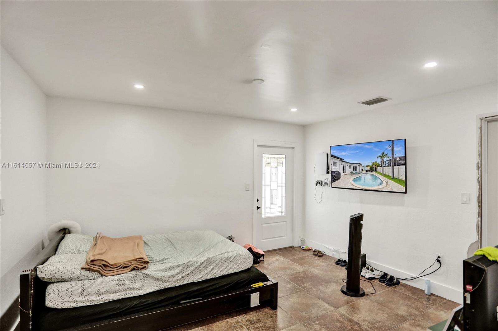 2761 Southwest 92nd Place Miami, FL 33165 - Photo 56 of 60