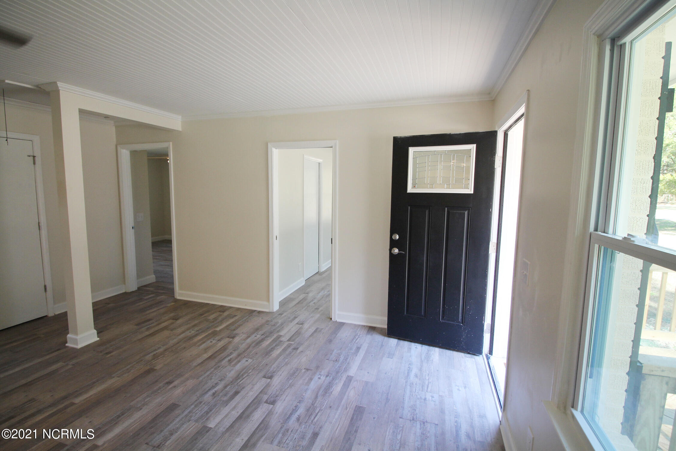 357 Pike Road Pantego, NC 27860 - Photo 2 of 24 LIVING ROOM
