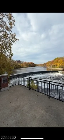 $3,350 | 262 Main Street, Little Falls, NJ 07424