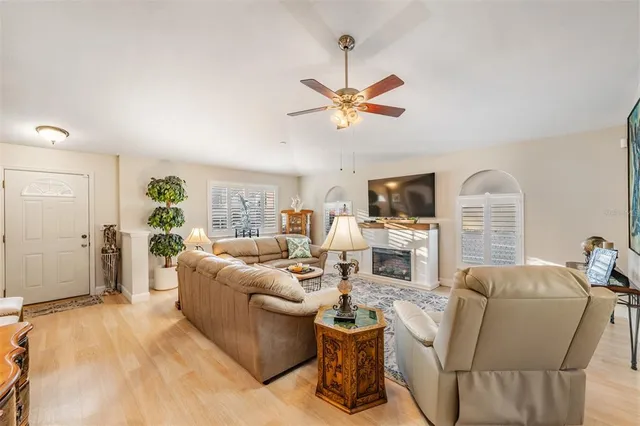 $340,000 | 2792 Golf Lake Drive, Unit 42, Plant City, FL 33566