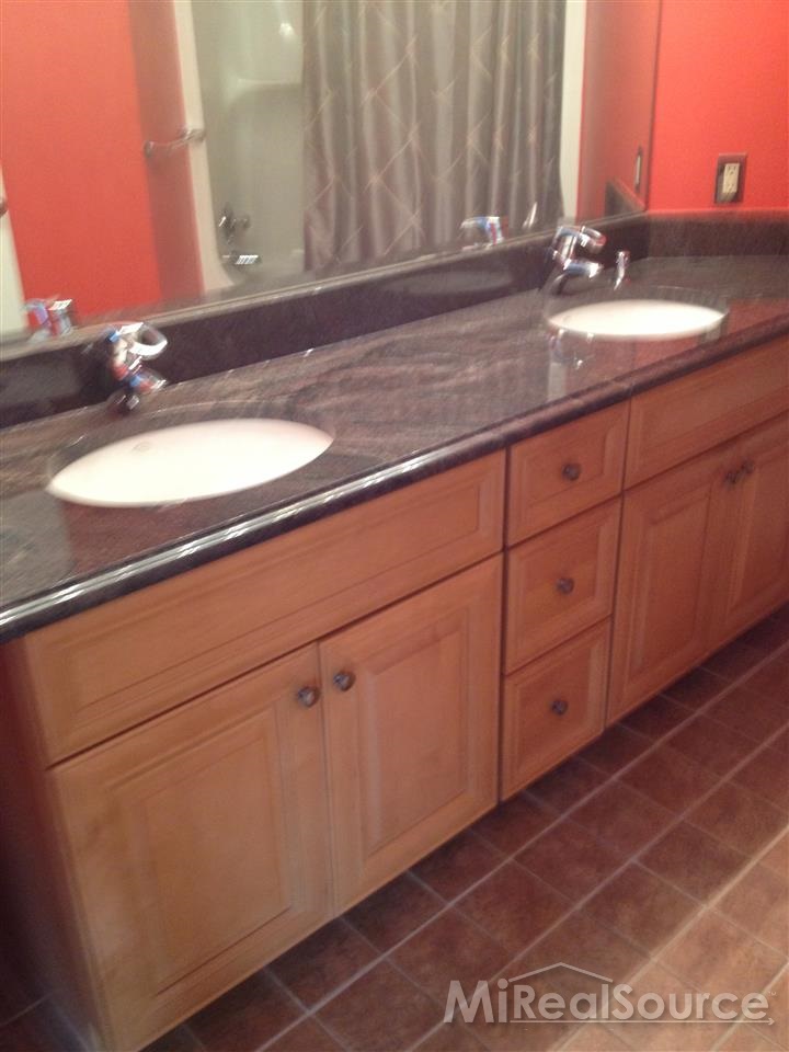 31699 South River Road, Unit D Harrison Township, MI 48045 - Photo 14 of 25 31206691-13.JPG
