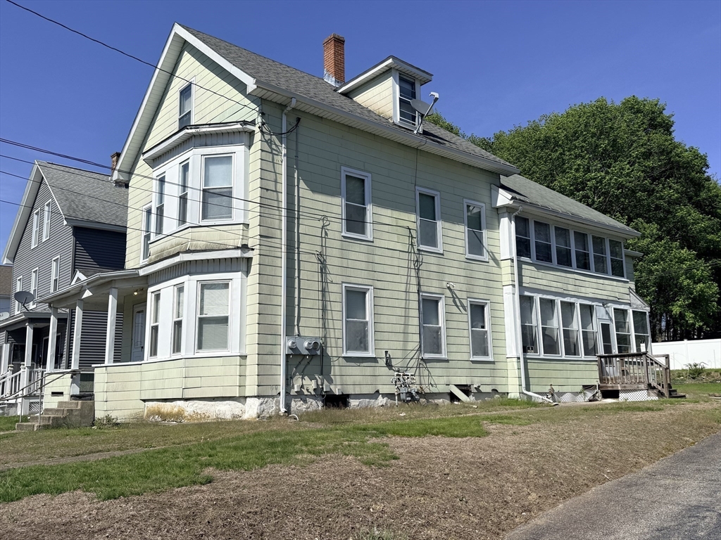315 High Street Webster, MA 01570 - Photo 5 of 15