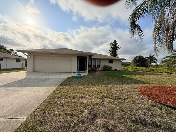 $2,295 | 7344 Brookhaven Terrace, Englewood, FL 34224