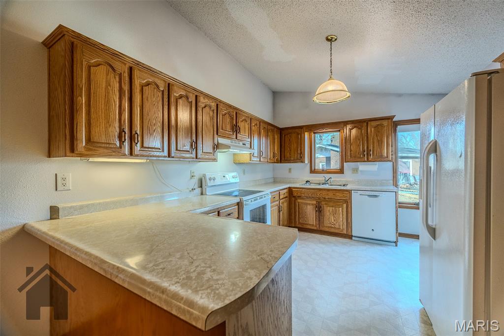 203 Frances Street Waynesville, MO 65583 - Photo 3 of 73