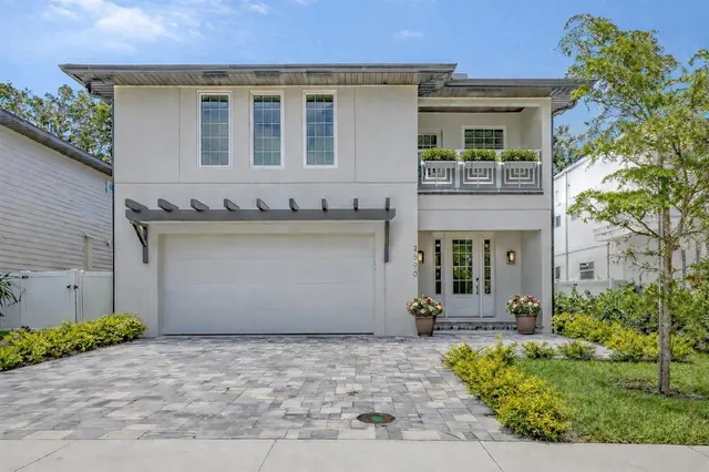 $1,695,000 | 2590 Floyd Street, Sarasota, FL 34239