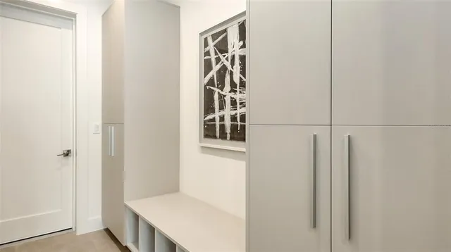 $1,695,000 | 2590 Floyd Street, Sarasota, FL 34239