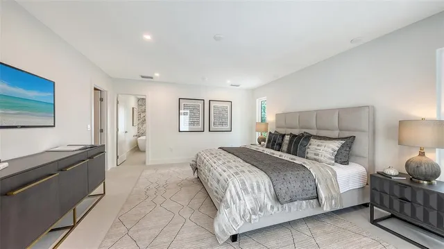 $1,695,000 | 2590 Floyd Street, Sarasota, FL 34239