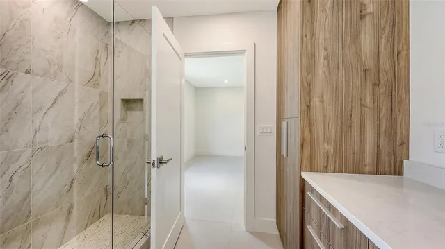 $1,695,000 | 2590 Floyd Street, Sarasota, FL 34239