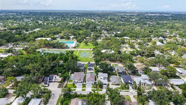$1,695,000 | 2590 Floyd Street, Sarasota, FL 34239