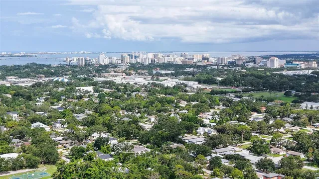 $1,695,000 | 2590 Floyd Street, Sarasota, FL 34239