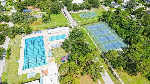 $1,695,000 | 2590 Floyd Street, Sarasota, FL 34239